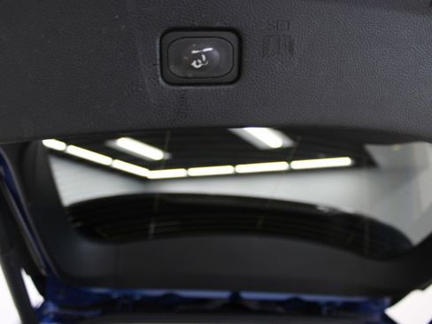 Used 2022 Ford Edge SEL w/ Convenience Package image 9