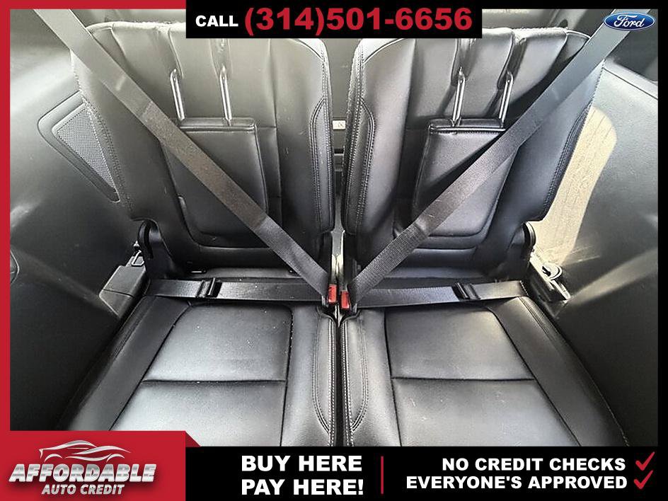 Used 2016 Ford Explorer Limited w/ Equipment Group 301A FWD image 12