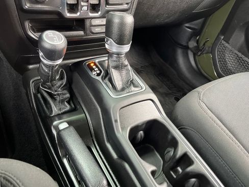 Used 2023 Jeep Wrangler Sport S AWD/4WD image 37