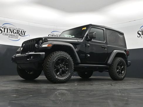 Used 2022 Jeep Wrangler Sport AWD/4WD image 28