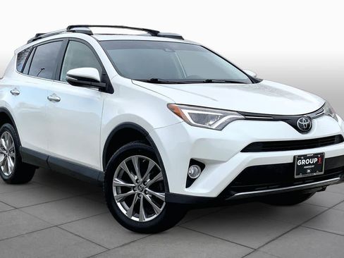 Used 2018 Toyota RAV4 Limited AWD/4WD image 3