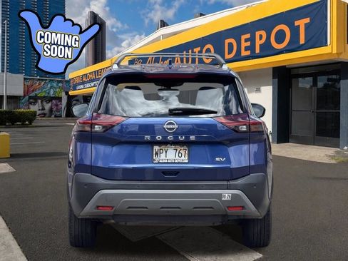 Used 2022 Nissan Rogue SV w/ SV Premium Package FWD image 4