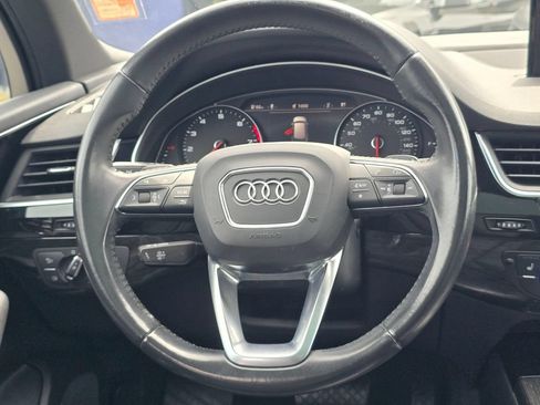 Used 2019 Audi Q7 3.0T Premium AWD/4WD image 25