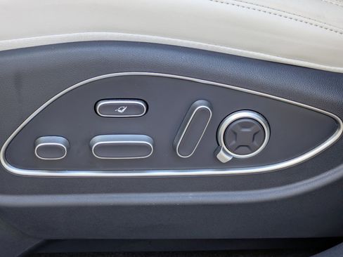 Used 2026 Hyundai Palisade Calligraphy FWD image 17