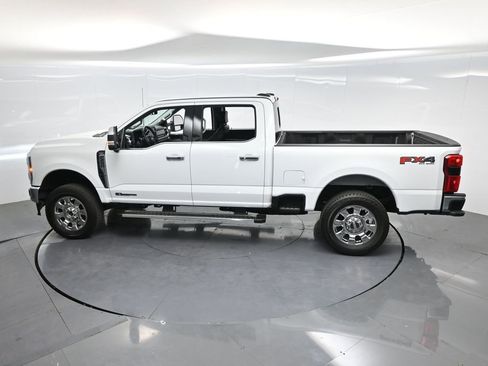 Used 2025 Ford F250 Lariat w/ Chrome Package AWD/4WD image 47