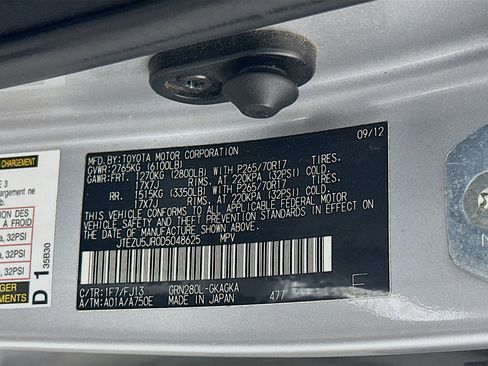 Used 2013 Toyota 4Runner SR5 RWD image 12