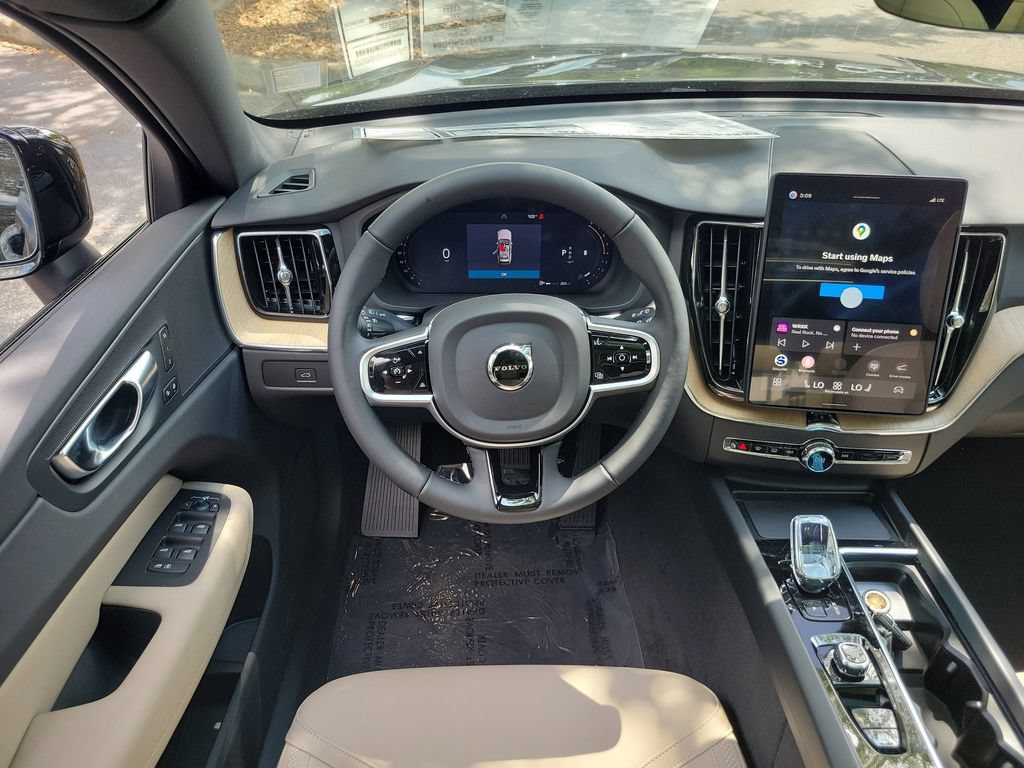 New 2026 Volvo XC60 B5 Core AWD/4WD image 7