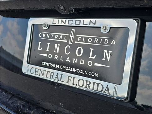 New 2026 Lincoln Nautilus Premier image 4