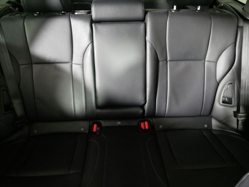 Used 2025 Subaru Outback Limited image 13