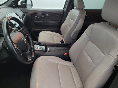 Used 2021 Honda Passport Touring image 17