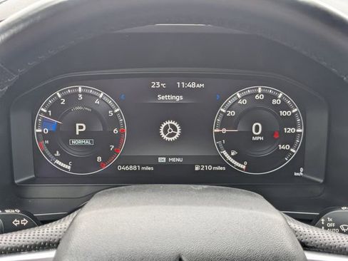 Used 2024 Mitsubishi Outlander SE image 36