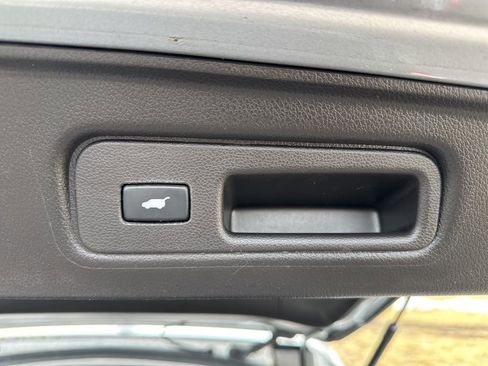 Used 2017 Acura RDX AWD w/ Advance Package image 12