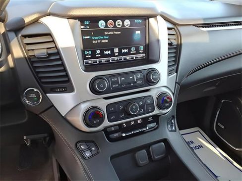 Used 2020 GMC Yukon SLT w/ Premium Edition image 22