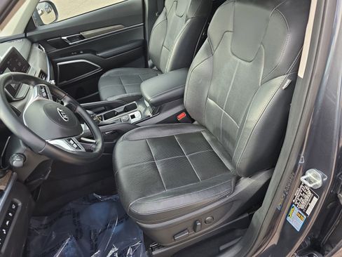 Used 2021 Kia Telluride EX w/ EX Premium Package image 17