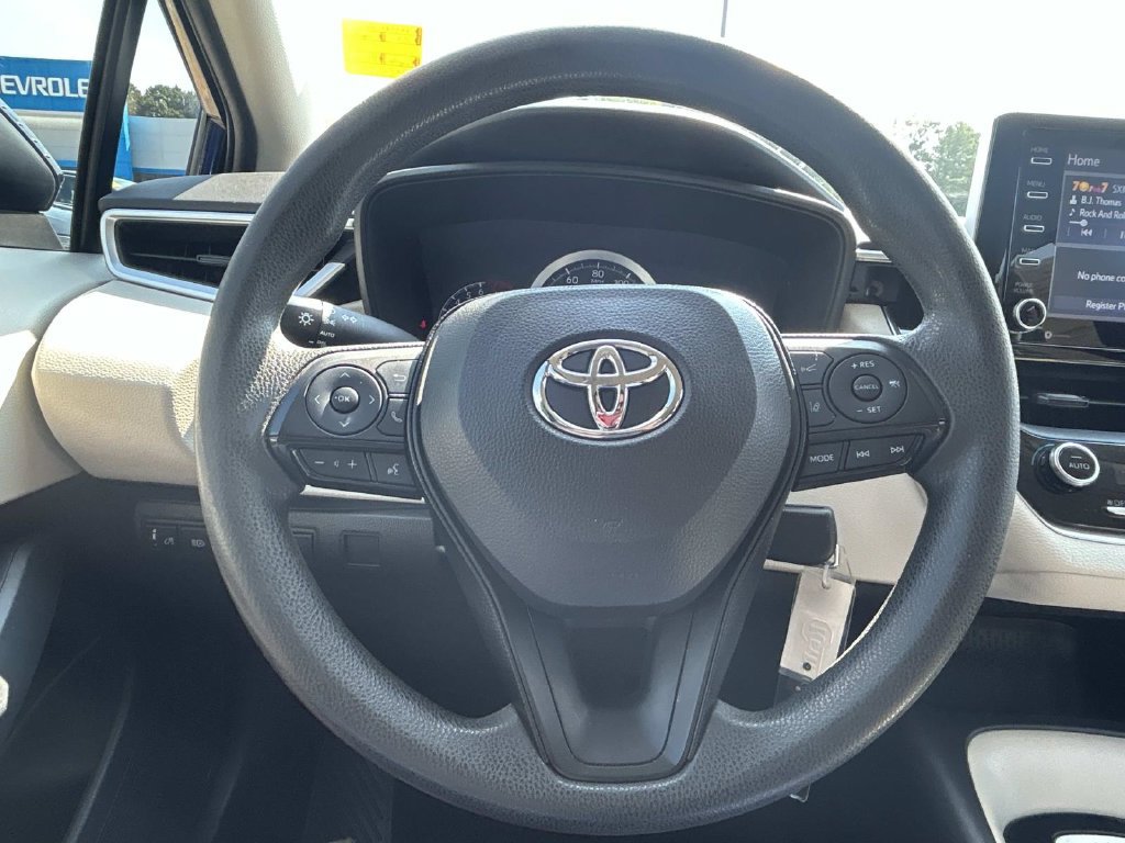 Used 2021 Toyota Corolla LE FWD image 22