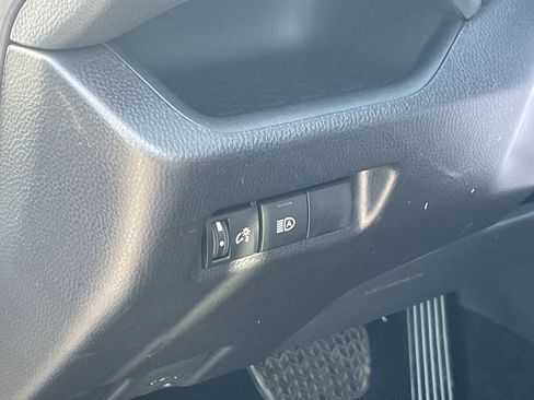 New 2025 Toyota RAV4 XLE image 12