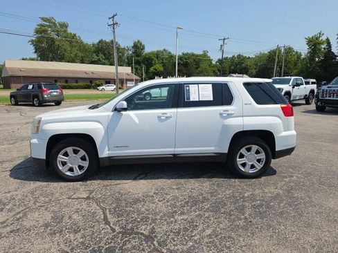 Used 2016 GMC Terrain SLE FWD image 2