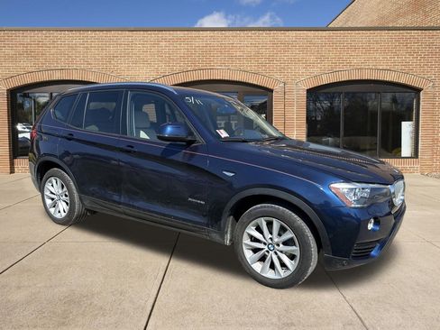 Used 2016 BMW X3 xDrive28i AWD/4WD image 1