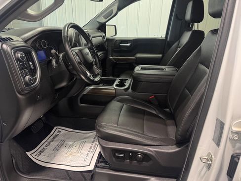 Used 2019 Chevrolet Silverado 1500 RST image 16