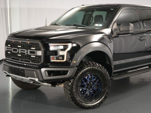 Used 2017 Ford F150 Raptor w/ Equipment Group 801A Mid AWD/4WD image 4