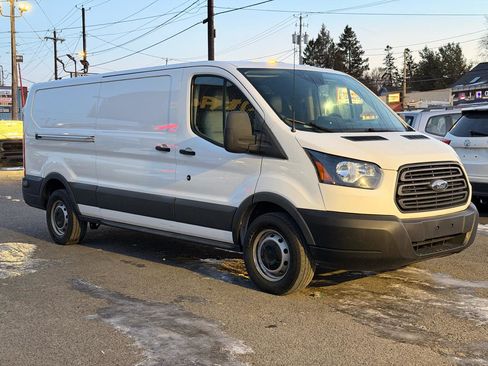 Used 2018 Ford Transit 250 148 Low Roof image 3