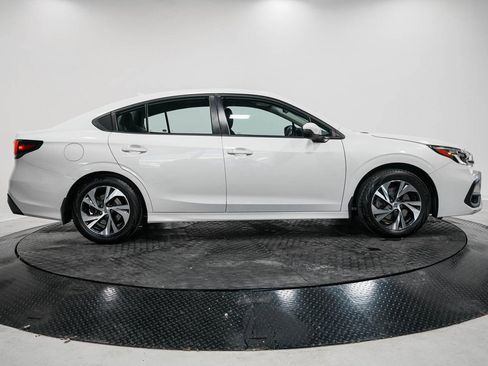 Used 2023 Subaru Legacy Premium image 5