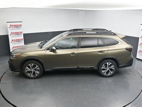 Used 2020 Subaru Outback Limited AWD/4WD image 28