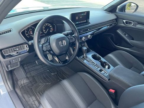 Used 2023 Honda Civic Sport image 15