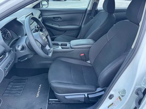 Used 2024 Nissan Sentra S FWD image 13
