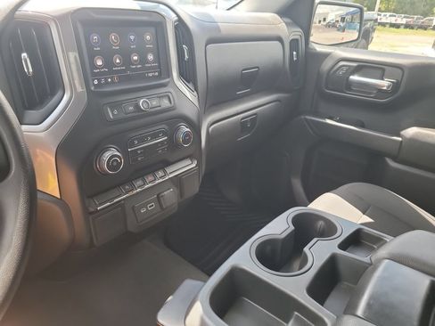 Used 2022 Chevrolet Silverado 1500 Custom AWD/4WD image 16