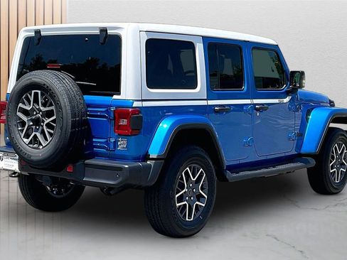 New 2026 Jeep Wrangler Unlimited Sahara w/ Whitecap Package AWD/4WD image 8