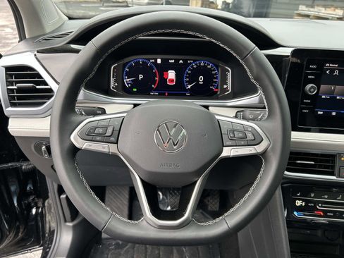 New 2026 Volkswagen Taos SEL image 24