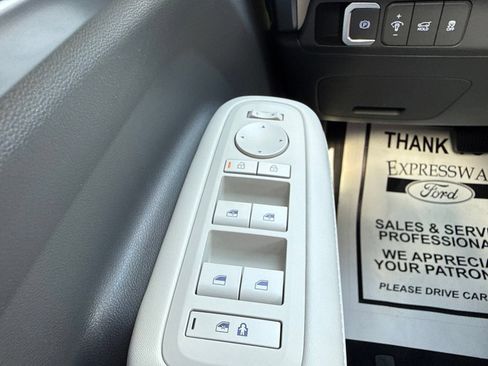 Used 2026 Hyundai Santa Fe SEL FWD image 28