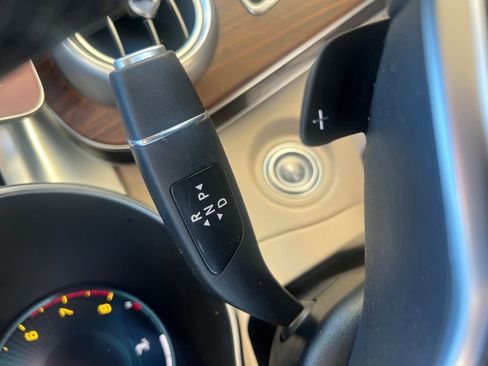 Used 2022 Mercedes-Benz GLC 300 GLC 300 w/ Premium Package Lite image 21