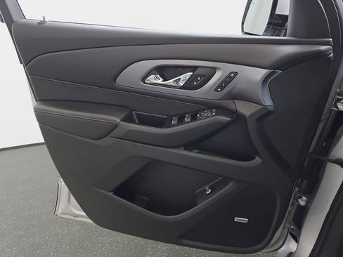Used 2020 Chevrolet Traverse Premier AWD/4WD image 28