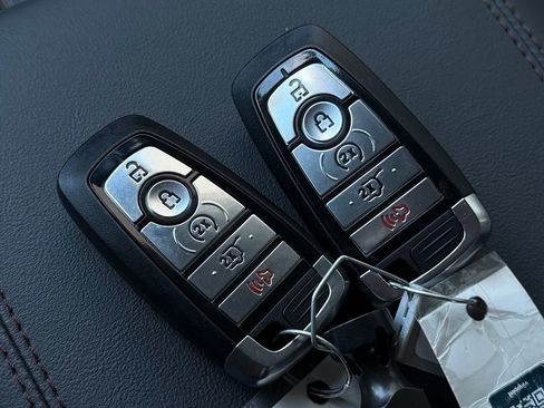 New 2026 Ford Explorer Active w/ Active Comfort Package image 61