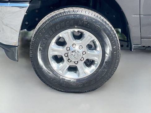 Used 2025 RAM 2500 Tradesman AWD/4WD image 30