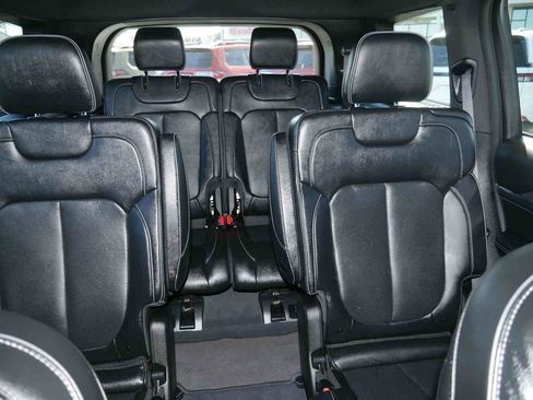 Certified 2023 Jeep Grand Cherokee L Overland image 37