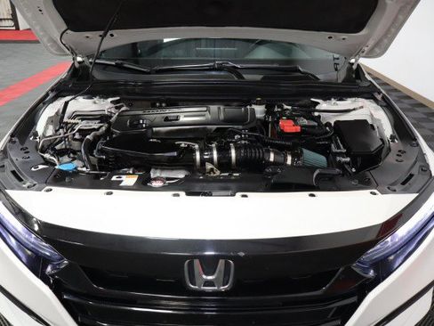 Used 2018 Honda Accord Sport image 68