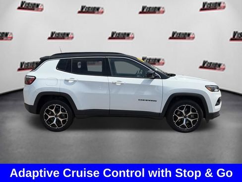 Used 2025 Jeep Compass Limited AWD/4WD image 4