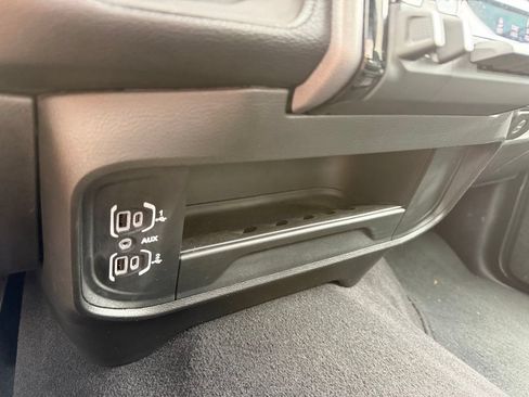 Used 2026 RAM 2500 Big Horn AWD/4WD image 20