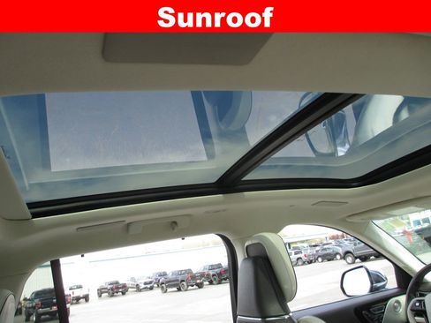 Used 2022 Lincoln Aviator Black Label w/ Dynamic Handling Package image 16