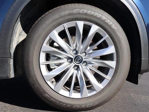 Used 2024 MAZDA CX-90 Plug-In Hybrid w/ Preferred image 11