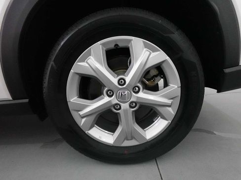 Used 2025 Honda HR-V LX image 9