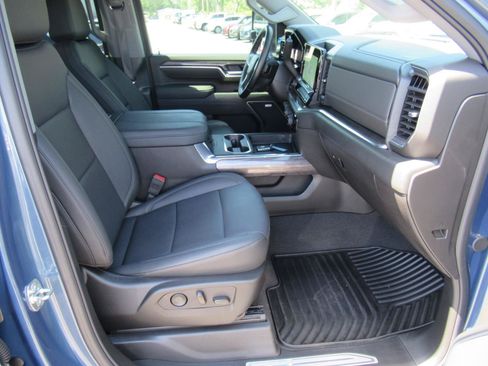 Used 2025 Chevrolet Silverado 2500 LTZ w/ Trail Boss Package AWD/4WD image 10