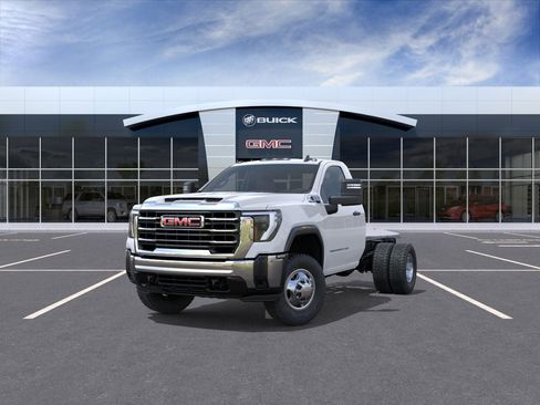 New 2026 GMC Sierra 3500 Pro w/ Convenience Package AWD/4WD image 33