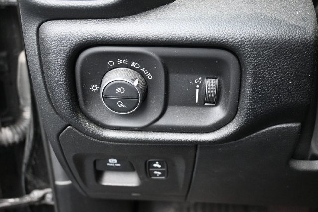 Used 2022 RAM 1500 Big Horn AWD/4WD image 17