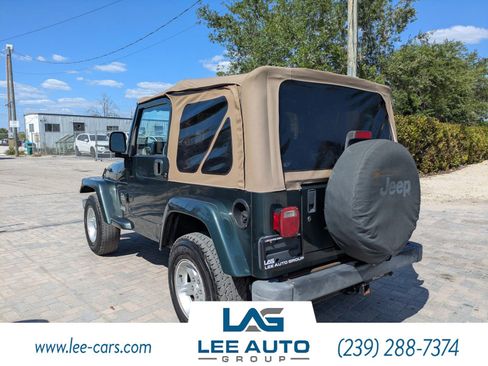 Used 2004 Jeep Wrangler Sahara w/ Dual Top Group AWD/4WD image 5