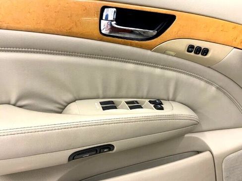 Used 2004 INFINITI Q45 Luxury image 29