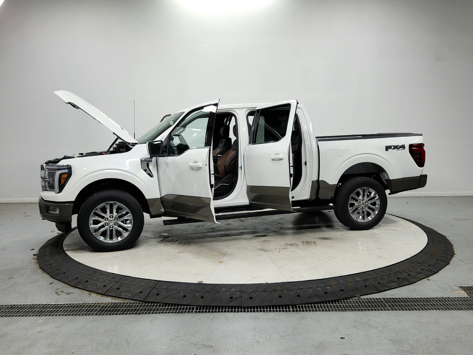 New 2026 Ford F150 King Ranch w/ Equipment Group 601A High AWD/4WD image 13